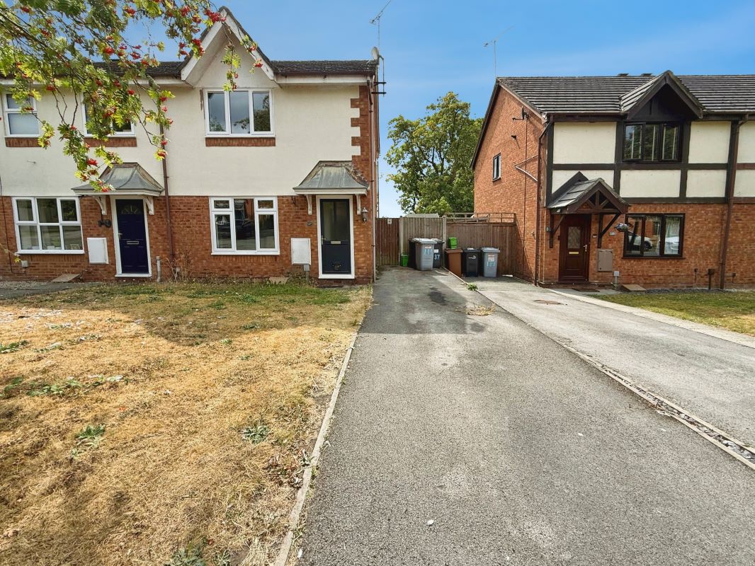 Property for Auction in Cheshire, Staffordshire & Shropshire - 137 Field Lane Wistaston, Crewe, Cheshire, CW2 8ST