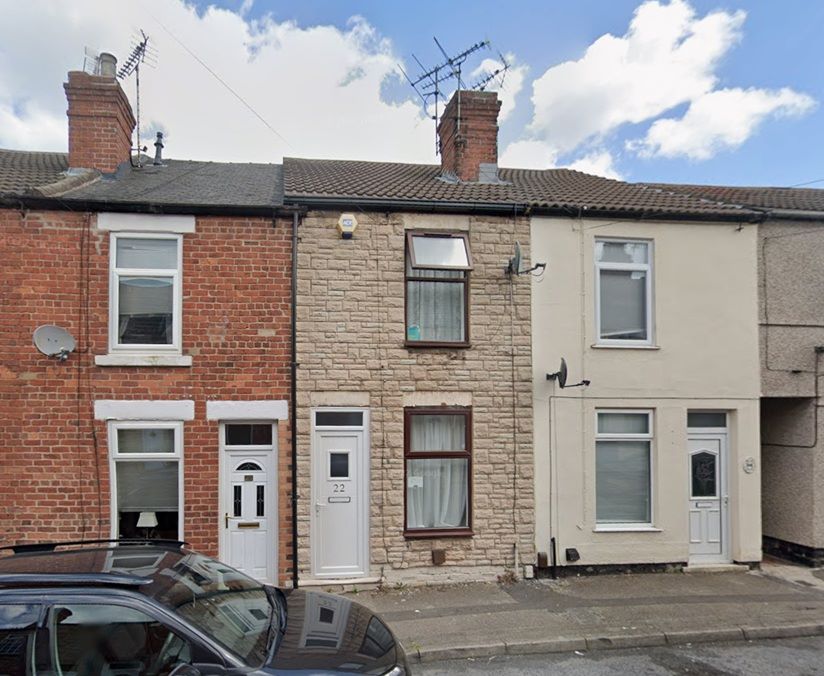 Property for Auction in Nottinghamshire & Derby - 22, Gedling Street, Mansfield, Nottinghamshire, NG18 4AH