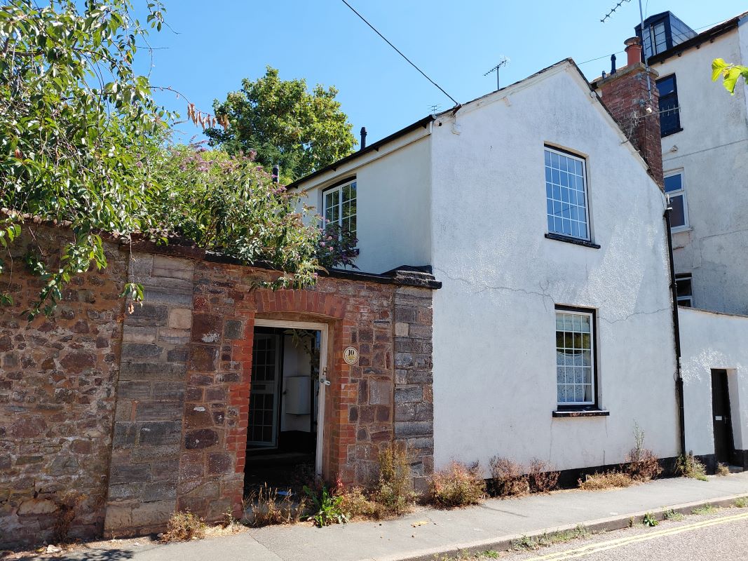 Property for Auction in North West - 10 Bartows Causeway, Tiverton, Devon, EX16 6RH