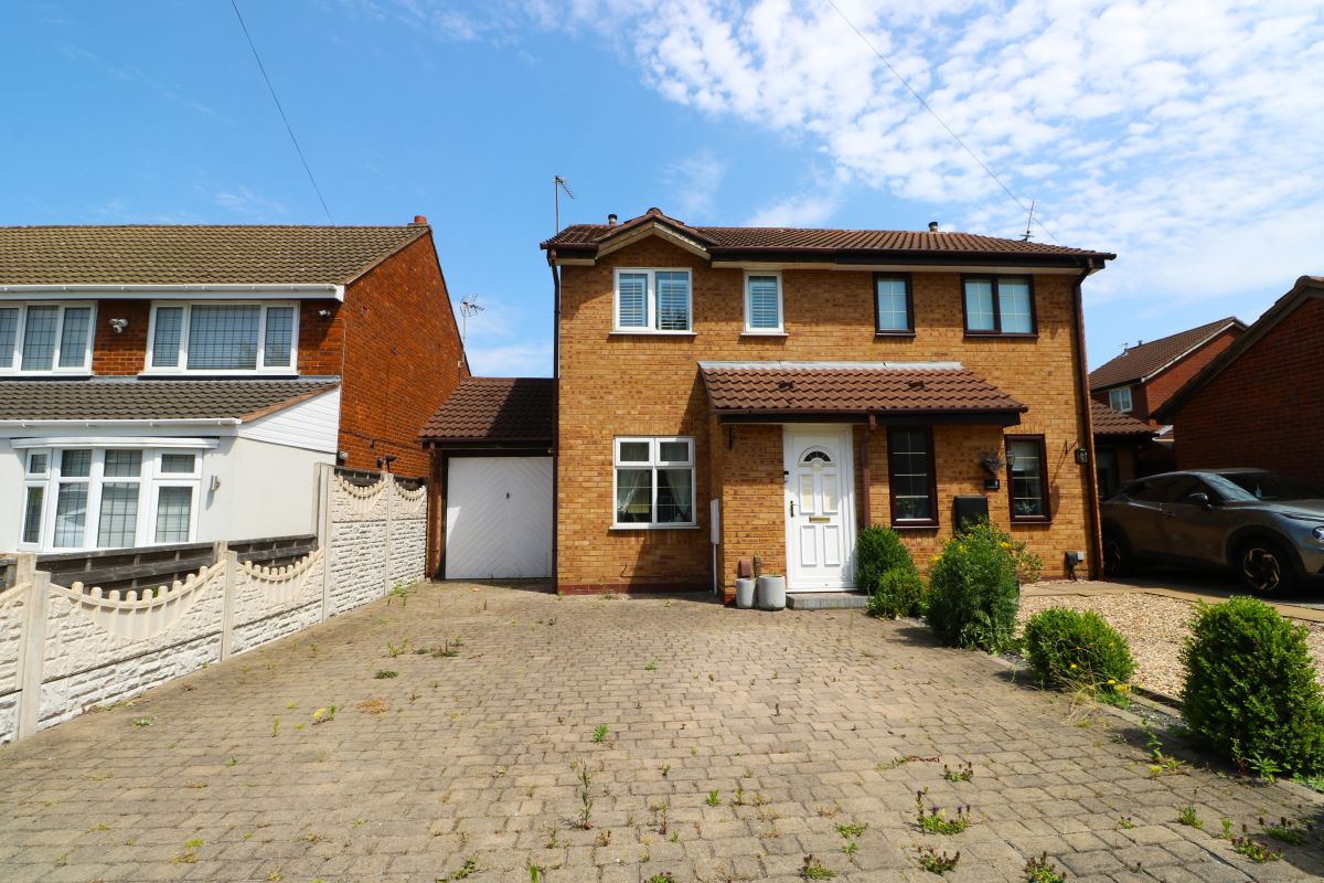 Property for Auction in Birmingham - 7 Ada Wrighton Close, Willenhall, West Midlands, WV12 5AX