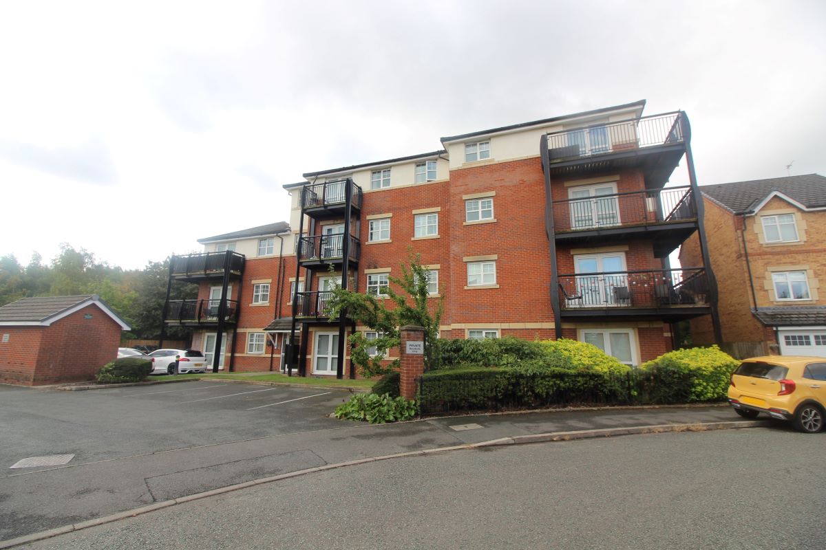 Property for Auction in North West - 20 Breccia Gardens, St. Helens, Merseyside, WA9 1SB