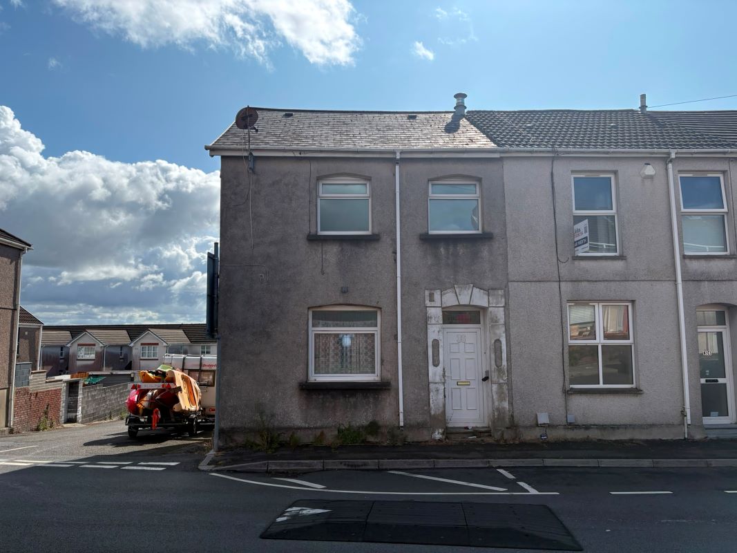 Property for Auction in Wales - 36 Brynallt Terrace, Llanelli, SA15 1NB