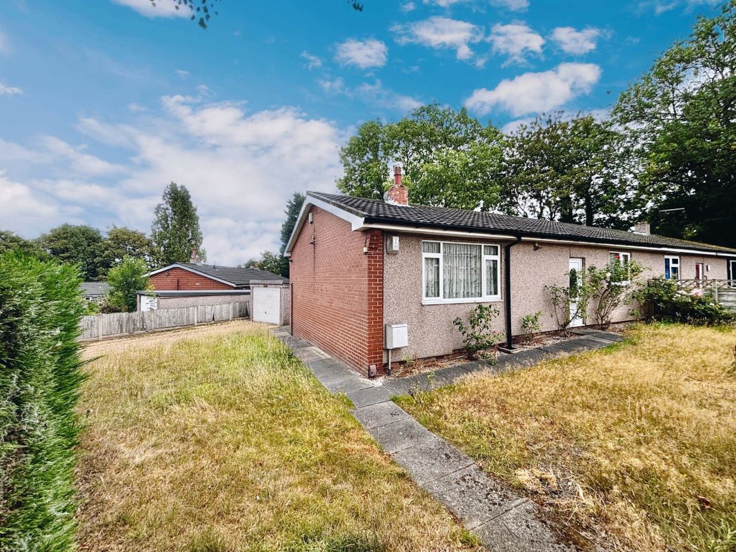 Property for Auction in South Yorkshire - 10 Gloucester Grove, Wakefield, West Yorkshire, WF2 8NG