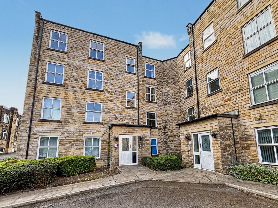 Property for Auction in West Yorkshire - 17 Britannia Wharf, Bingley, West Yorkshire, BD16 2NN