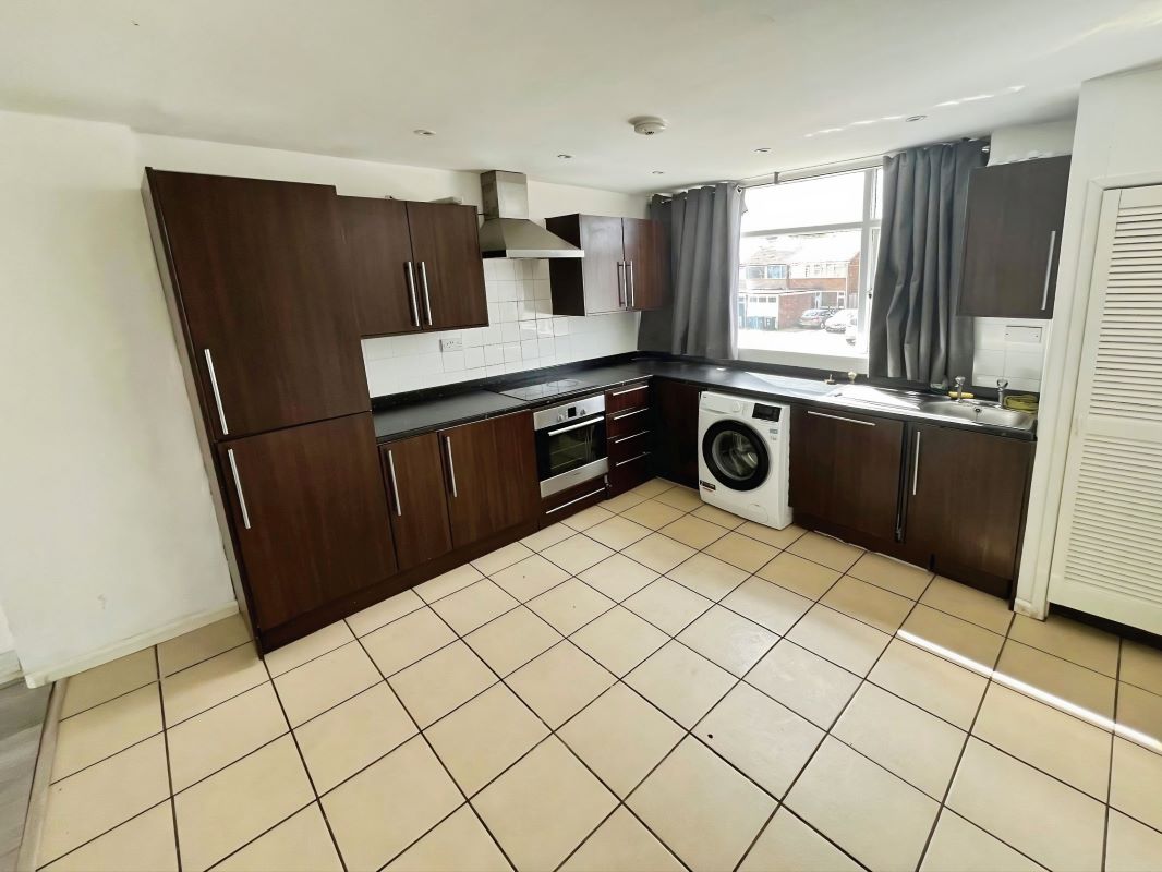 Property for Auction in Coventry & Warwickshire - 28 Branstree Drive Holbrooks, Coventry, West Midlands, CV6 6GB