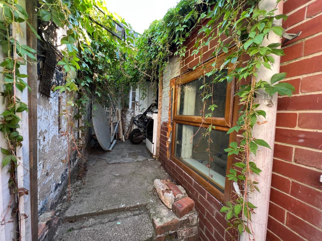 Lot Image