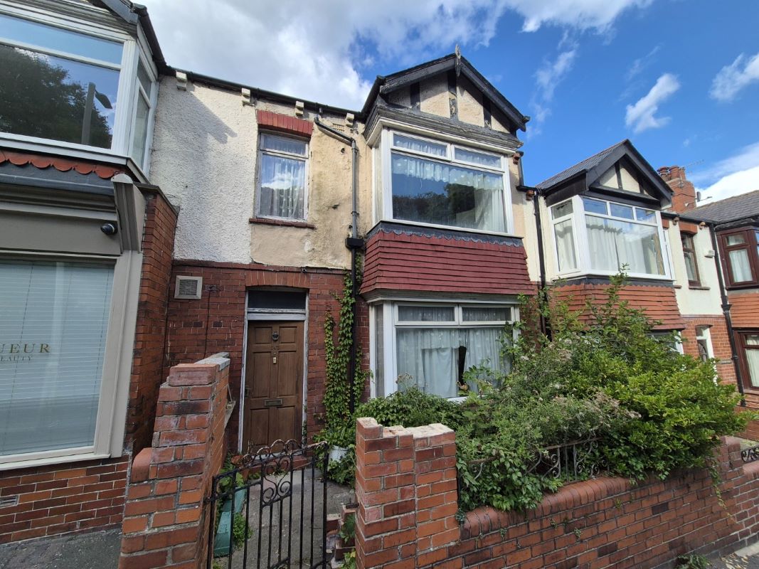 Property for Auction in Hull & East Yorkshire - 143 Dean Road, Scarborough, North Yorkshire, YO12 7JH