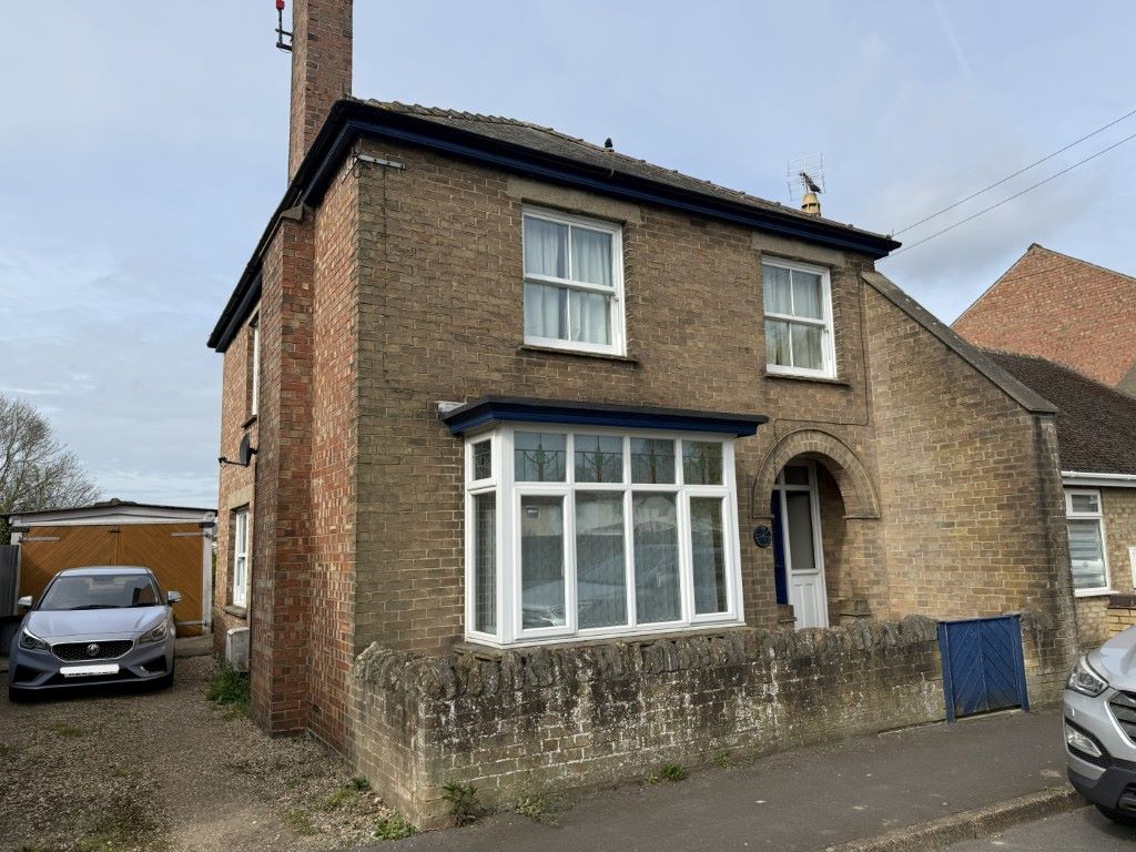 Property for Auction in East Anglia - 49 South Street Crowland, Peterborough, Cambridgeshire, PE6 0AH