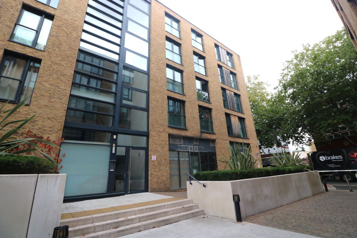 Property for Auction in Birmingham - Apartment 72 Southside, St Johns Walk, Birmingham, West Midlands, B5 4TF