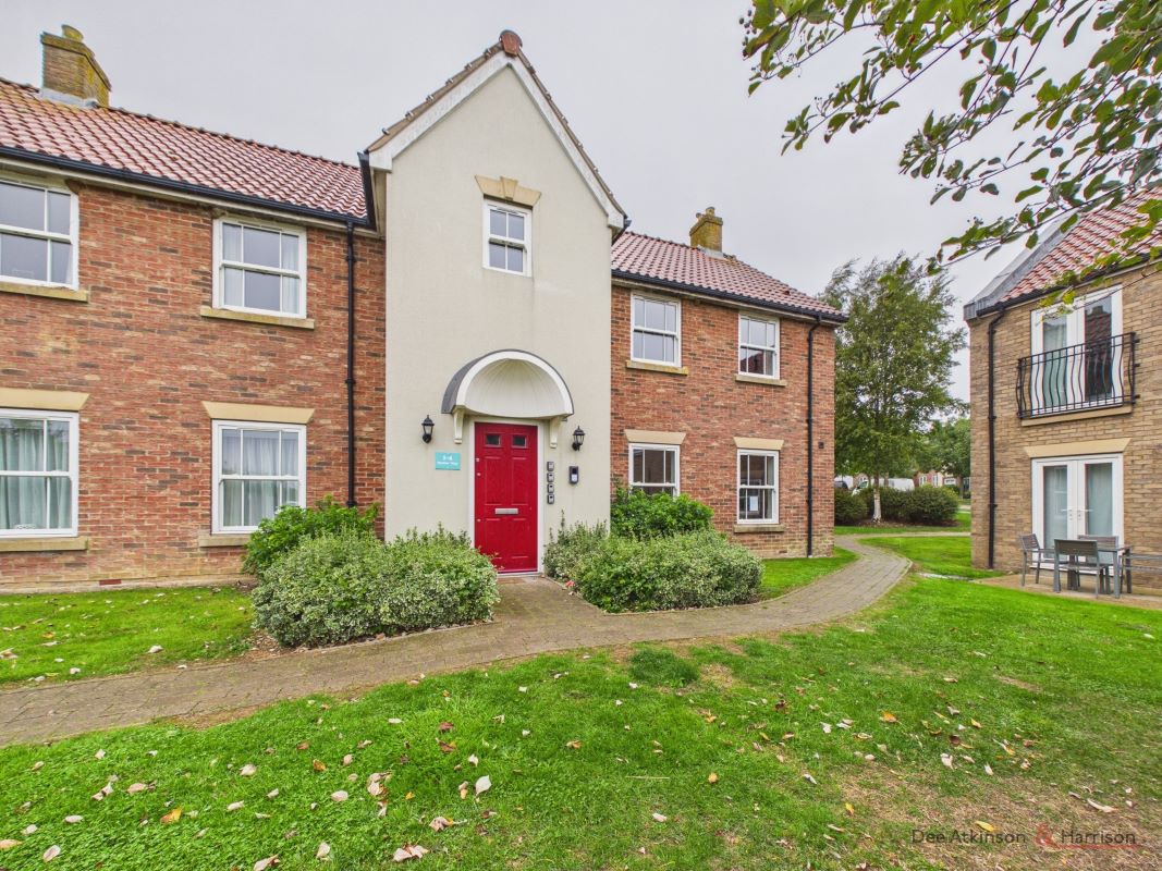 Property for Auction in Hull & East Yorkshire - 2 Oyster Way, Moor Road, Filey, North Yorkshire, YO14 9GD