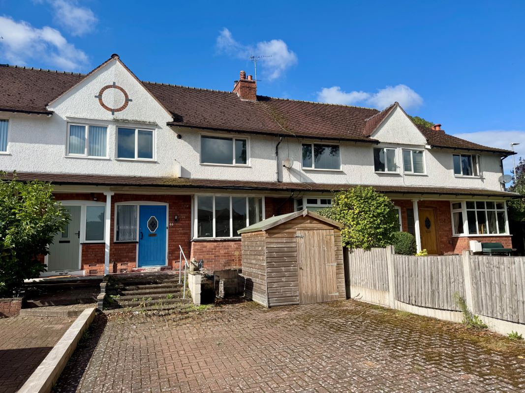 Property for Auction in Cheshire, Staffordshire & Shropshire - 88 London Road Holmes Chapel, Crewe, Cheshire, CW4 7BD