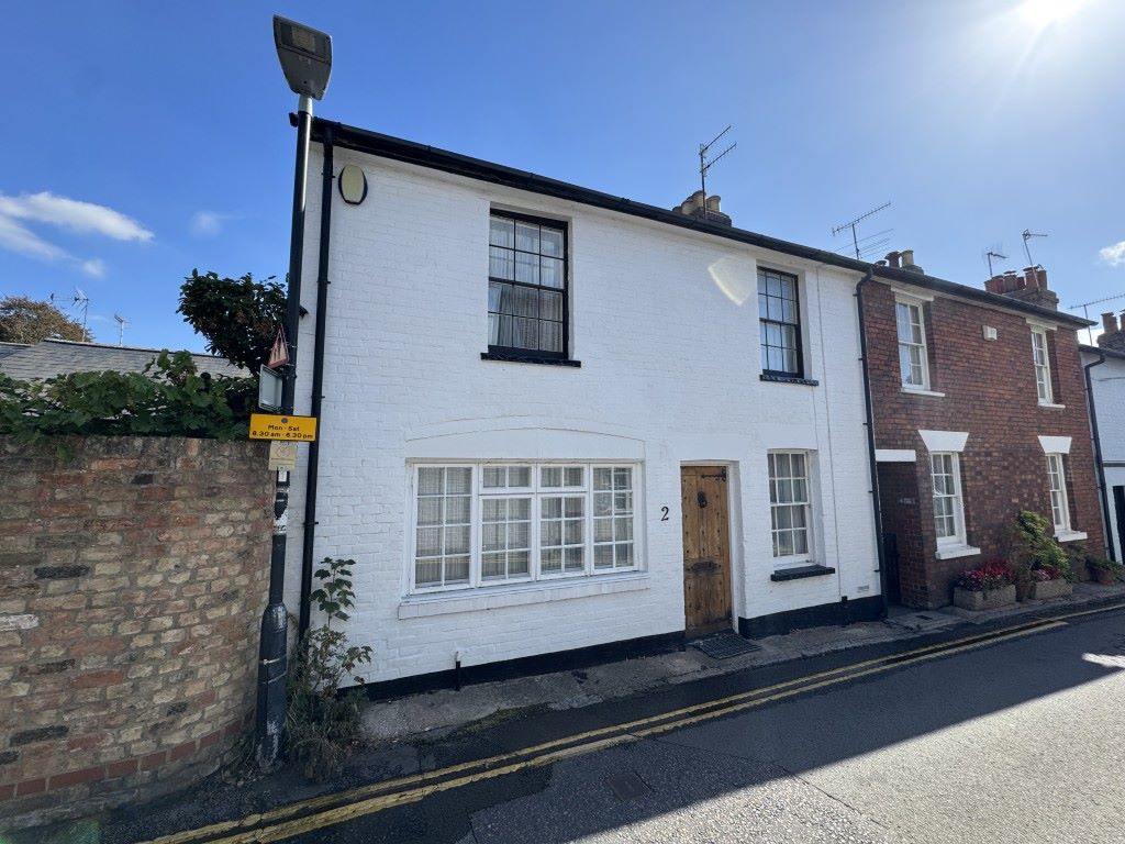 Property for Auction in East Anglia - 2 Mill Lane, Welwyn, Hertfordshire, AL6 9ET