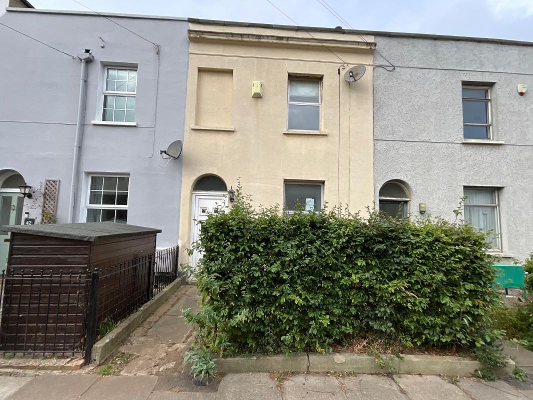 Property for Auction in South West - 44 Windsor Street, Cheltenham, Gloucestershire, GL52 2DE