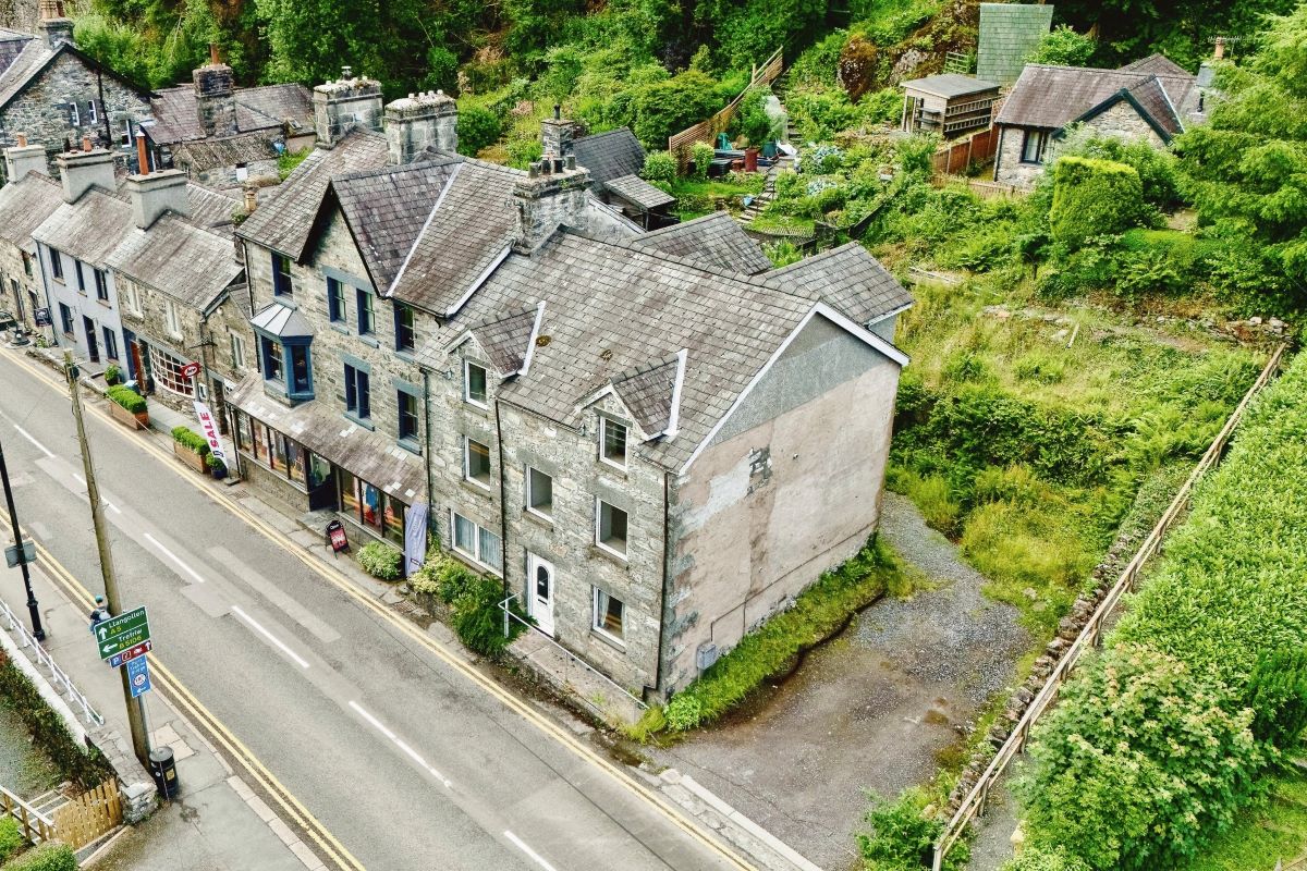Property for Auction in Wales - Tan Y Marian Holyhead Road, Betws-Y-Coed, Conwy, LL24 0BN