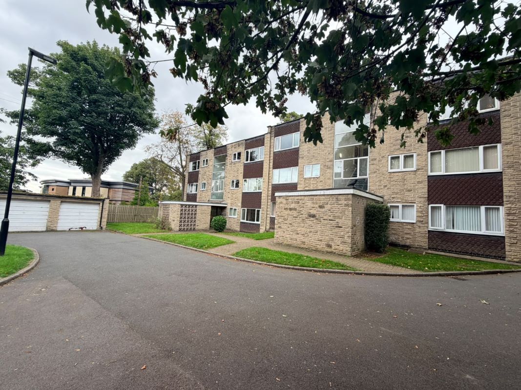 Flat 9, Hallam Chase 64 Endcliffe Vale Road, Sheffield, South Yorkshire, S10 3EW