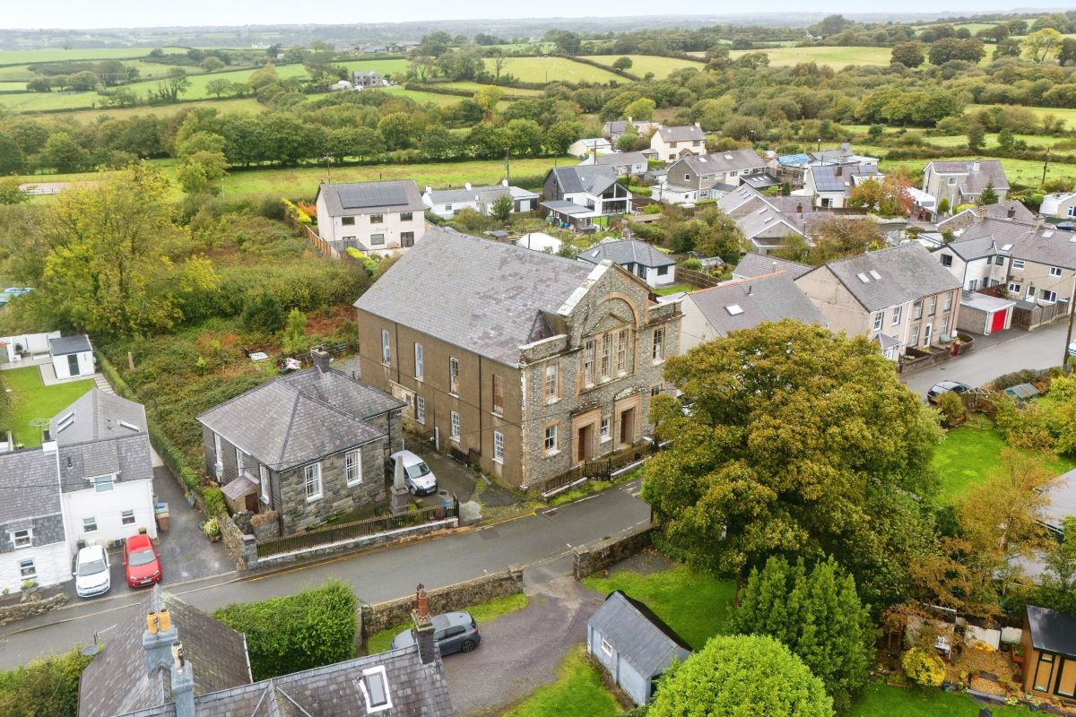 Property for Auction in Wales - Capel Bethel, Caernarfon, Gwynedd, LL55 1UU