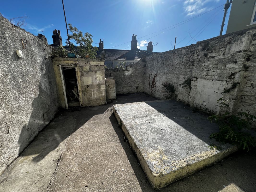 Lot Image