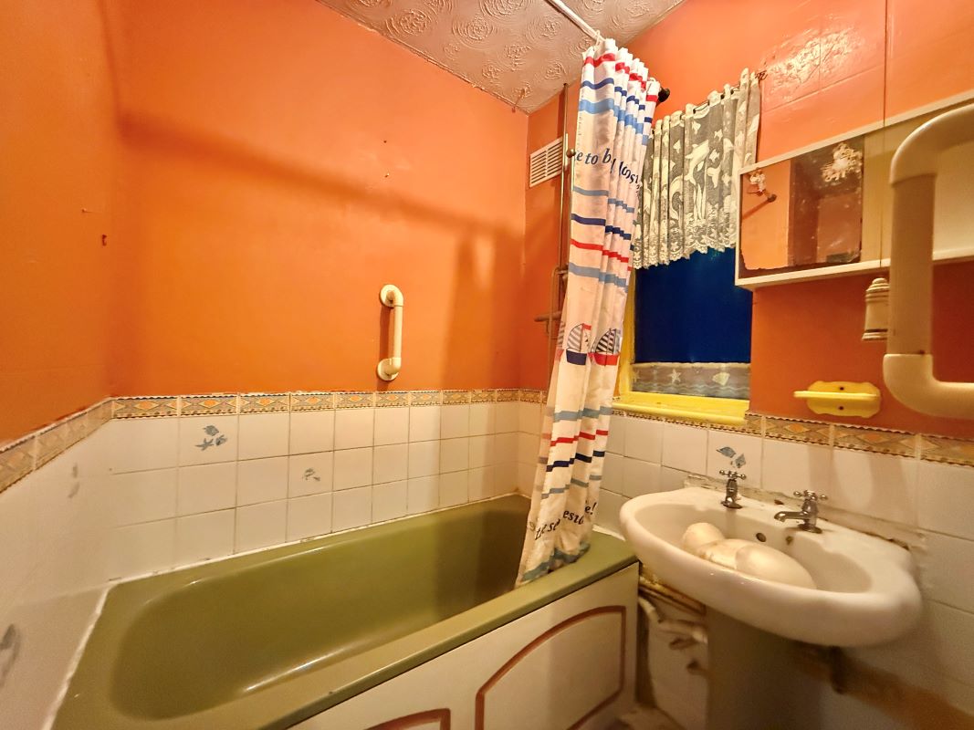 Lot Image