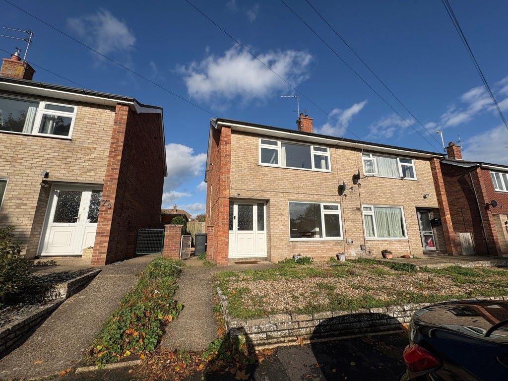Property for Auction in East Anglia - 73 Garden Close, Bungay, Suffolk, NR35 1JE