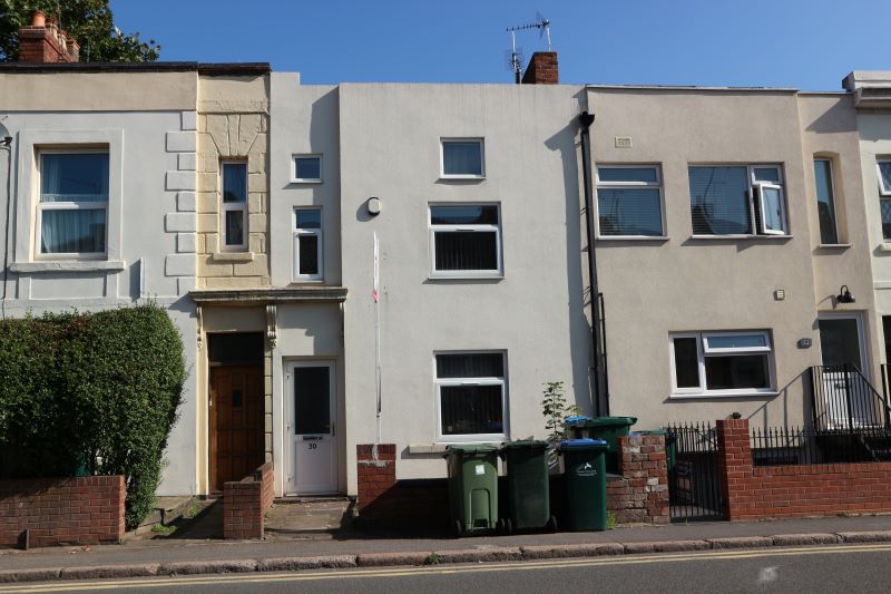 Property for Auction in Coventry & Warwickshire - 30 Lower Ford Street, Coventry, West Midlands, CV1 5PW