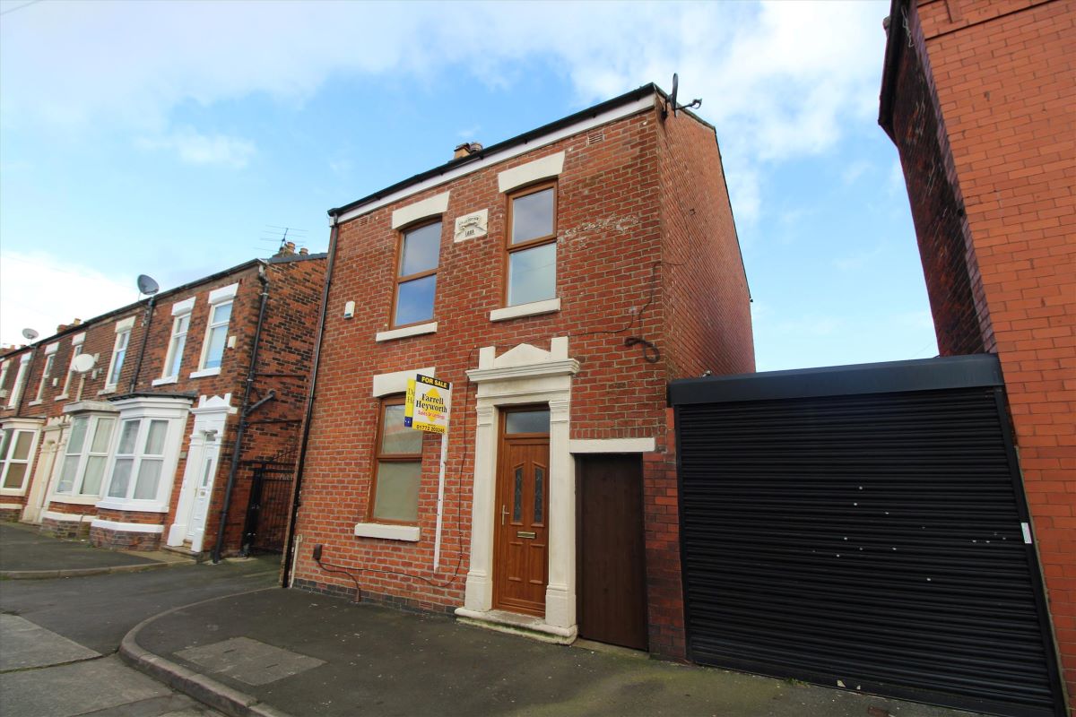 Preston, Lancashire, PR1 4TU Online Auctions