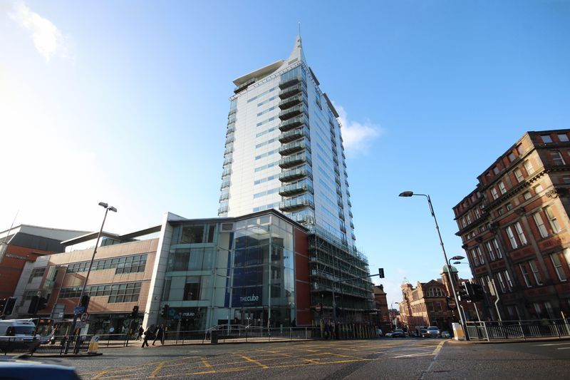 Property for Auction in West Yorkshire - Apt 77 K2, 125 Albion Street, Leeds, West Yorkshire, LS2 8ES