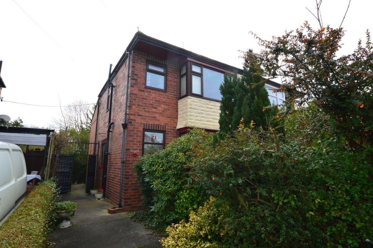 Property for Auction in West Yorkshire - 71 Willans Avenue, Rothwell, Leeds, West Yorkshire, LS26 0NF