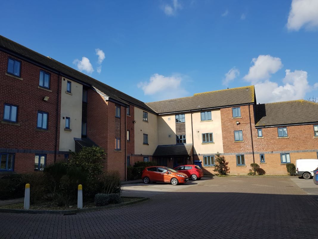 Property for Auction in Lincolnshire - Apartment 15 Maple Court, Stanley Avenue, Mablethorpe, Lincolnshire, LN12 1DR