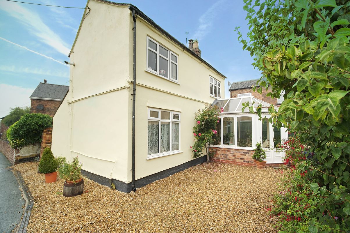 Property for Auction in Cheshire, Staffordshire & Shropshire - 12 West Avenue Talke, Stoke-On-Trent, Staffordshire, ST7 1NT