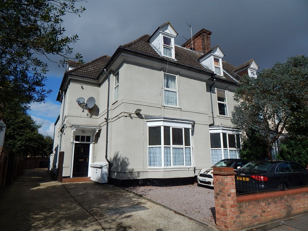 Flat 5, 105 Park Road, Peterborough, Cambridgeshire