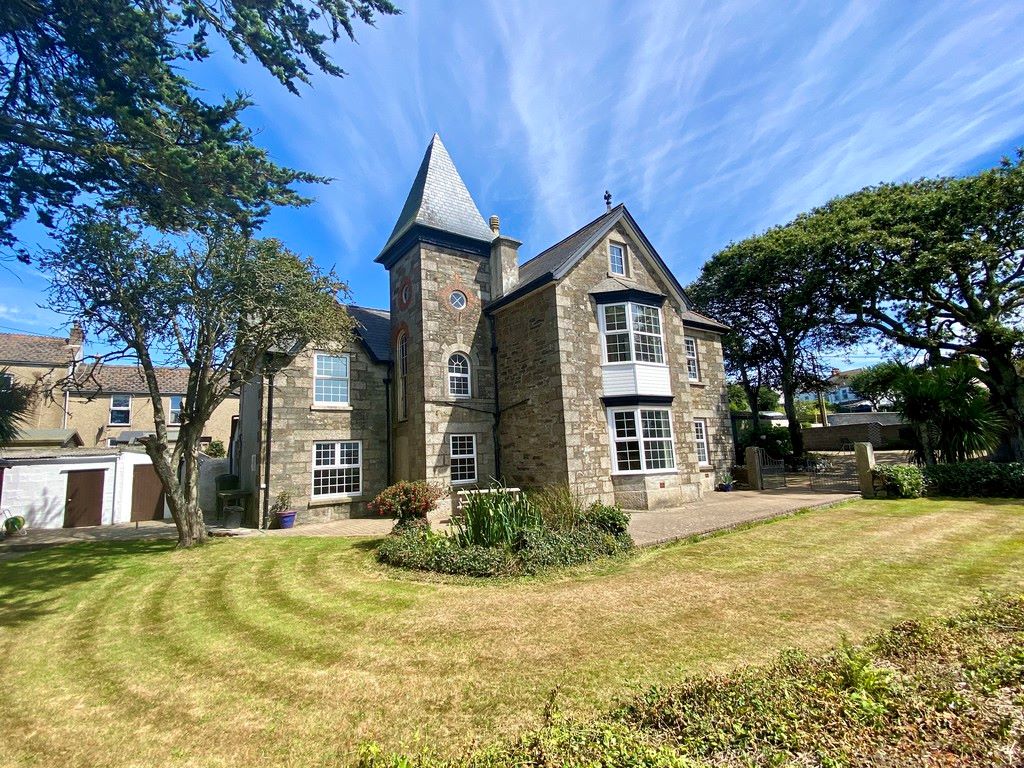 Torre Vean Manor Forth Scol Thomas Terrace, Porthleven, Helston, Cornwall