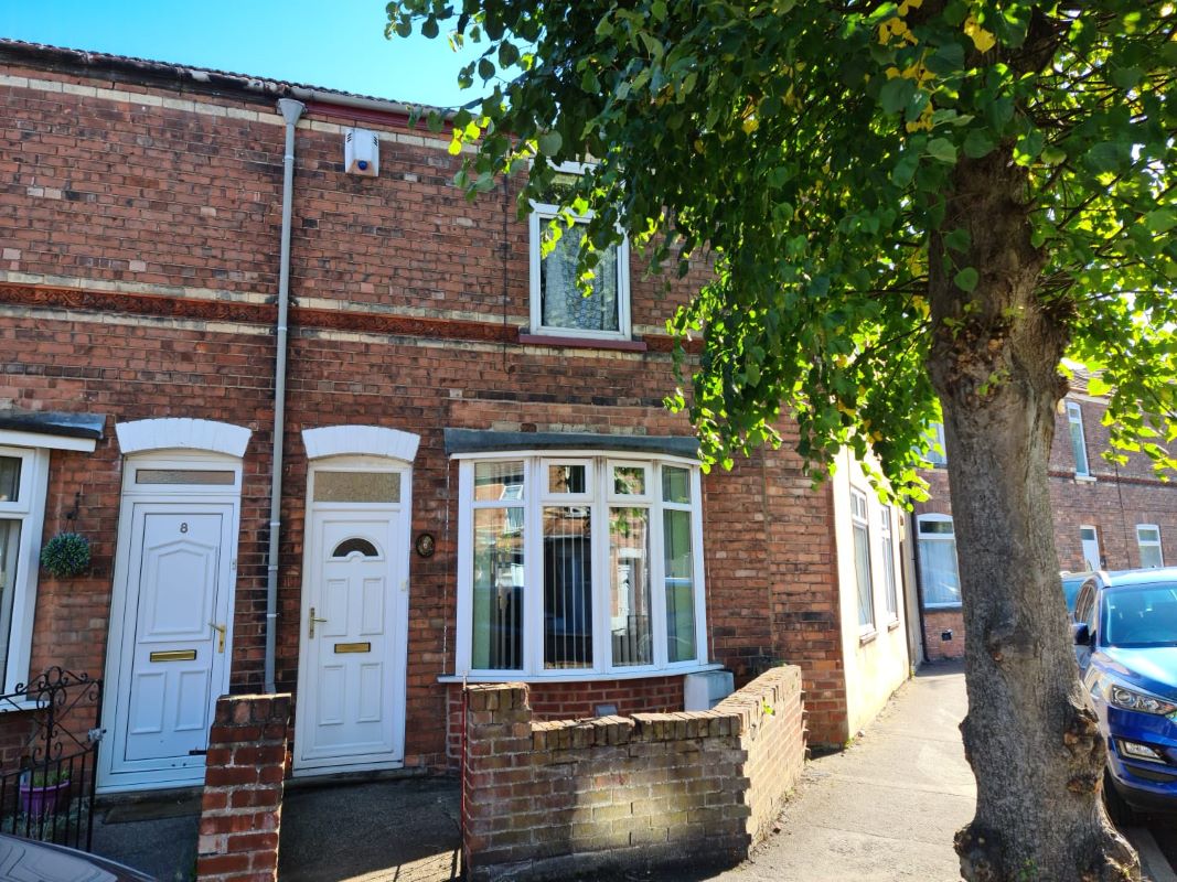 Property for Auction in Lincolnshire - 6 Rectory Avenue, Gainsborough, Lincolnshire, DN21 2JE