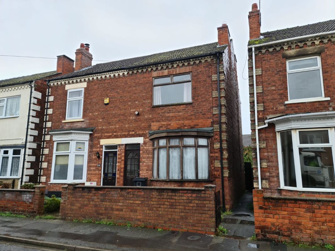Property for Auction in Lincolnshire - 6 George Street, Gainsborough, Lincolnshire, DN21 2PU