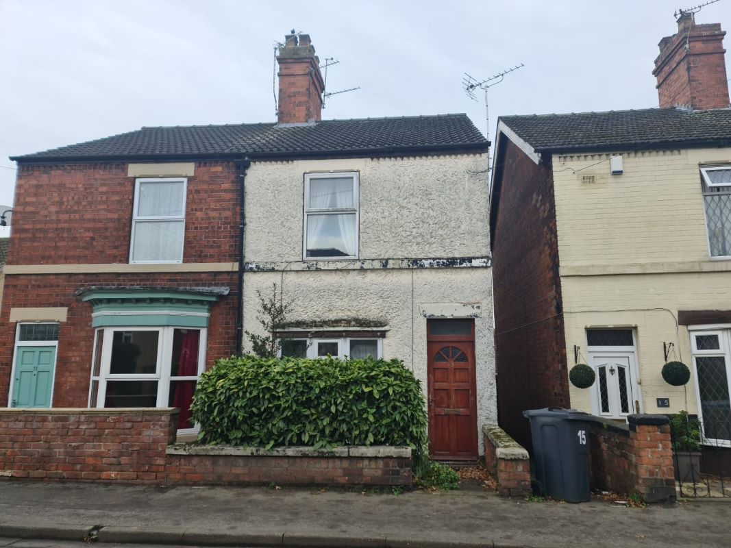 Property for Auction in Lincolnshire - 13 Morton Front, Gainsborough, Lincolnshire, DN21 3BD