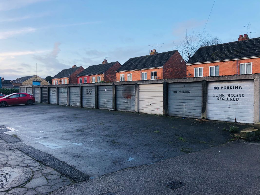 Lockup Garages to the rear of: Wall Street, Gainsborough, Lincolnshire