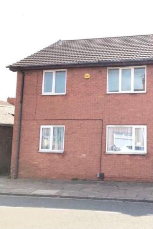 Property for Auction in Lincolnshire - 58C Stortford Street, Grimsby, South Humberside, DN31 2QZ