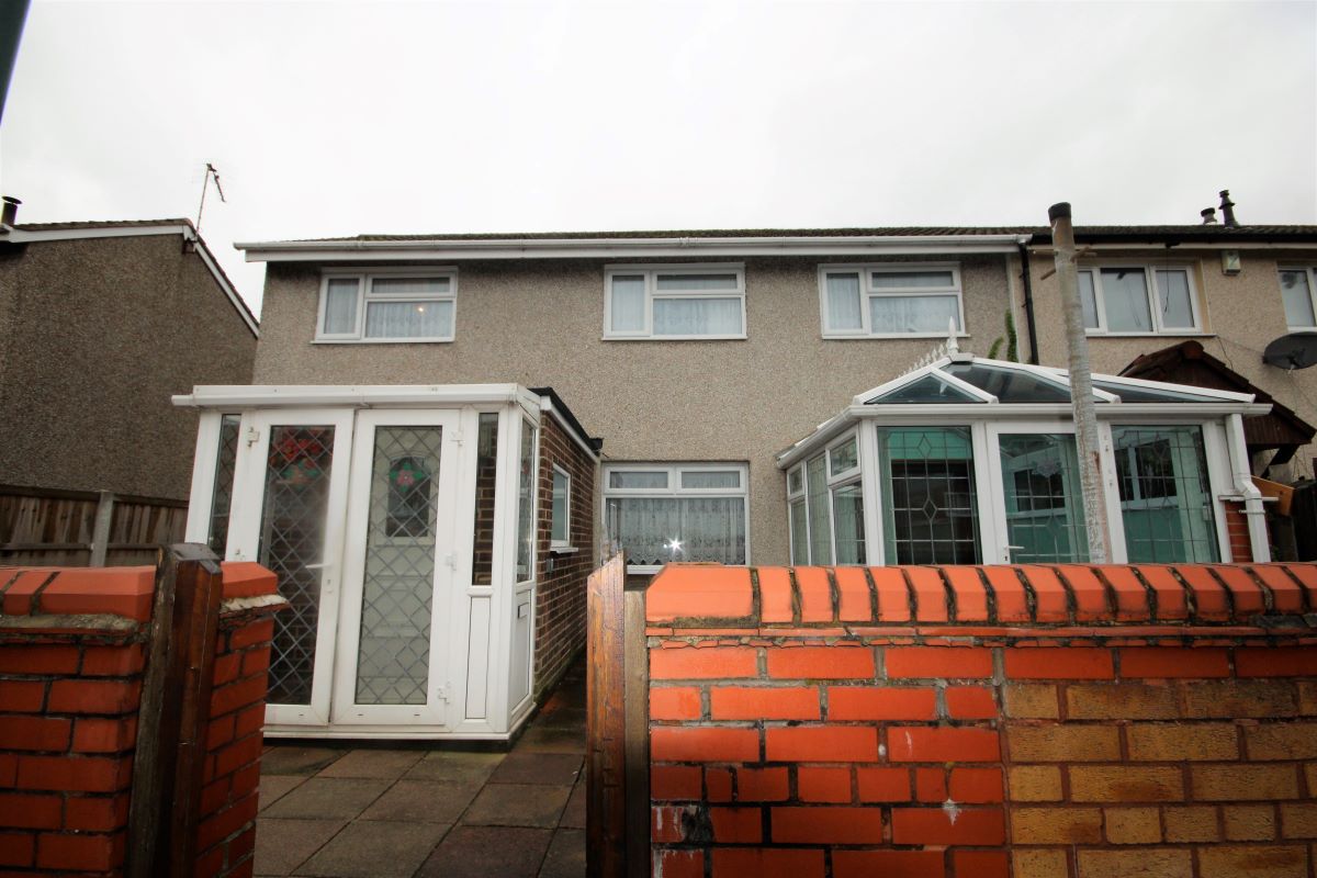 Property for Auction in Nottinghamshire & Derby - 79 Hoefield Crescent Bulwell, Nottingham, Nottinghamshire, NG6 8AZ