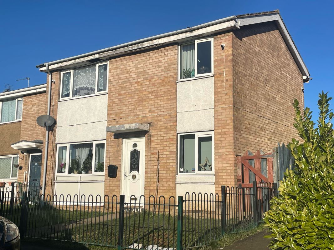 Property for Auction in South Yorkshire - 77 Borrowdale Close Carcroft, Doncaster, South Yorkshire, DN6 8QT