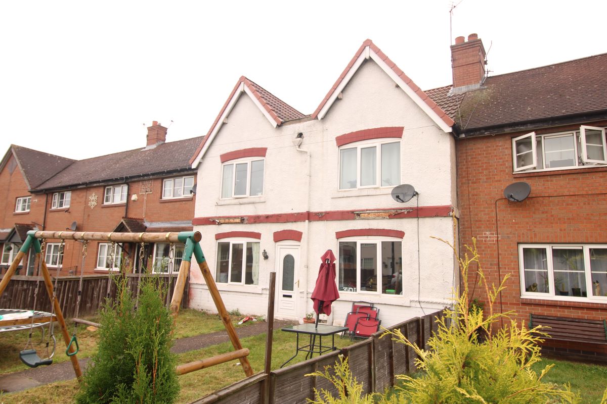 Property for Auction in South Yorkshire - 24 Emerson Avenue Stainforth, Doncaster, South Yorkshire, DN7 5QG