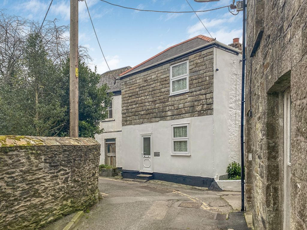 Property for Auction in South Yorkshire - 1 Higher East Street, St. Columb, Cornwall, TR9 6RJ