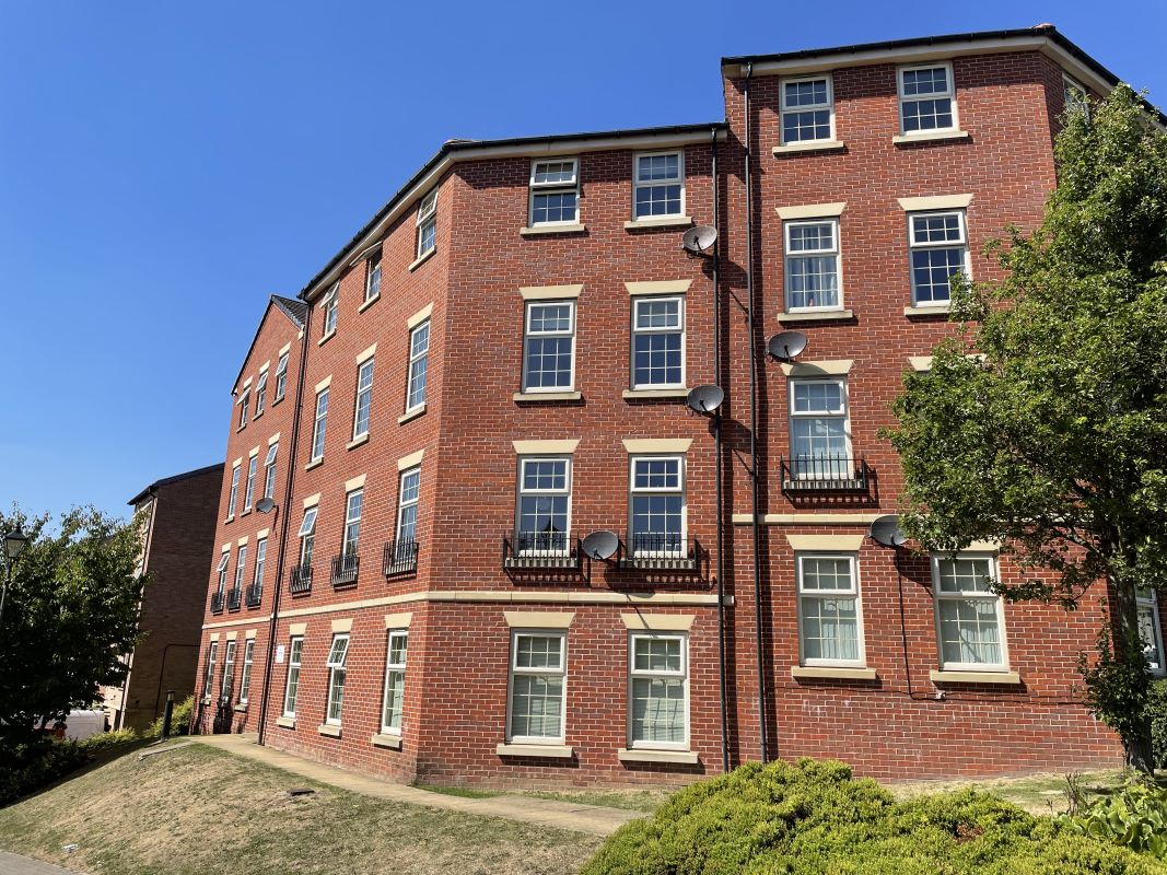 Property for Auction in South Yorkshire - 60 Barnsbridge Grove, Barnsley, South Yorkshire, S70 3RW
