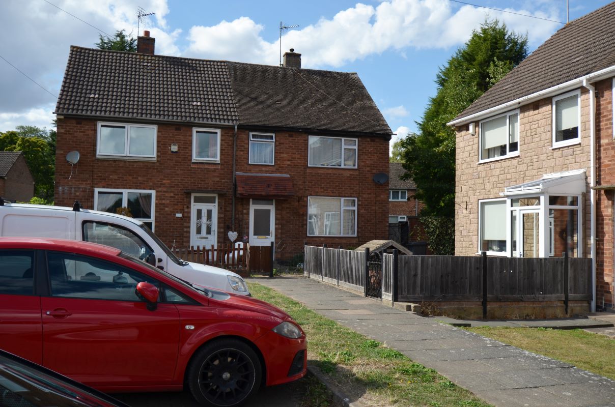 Property for Auction in Leicestershire - 29 Heays Close, Leicester, Leicestershire, LE3 6LR