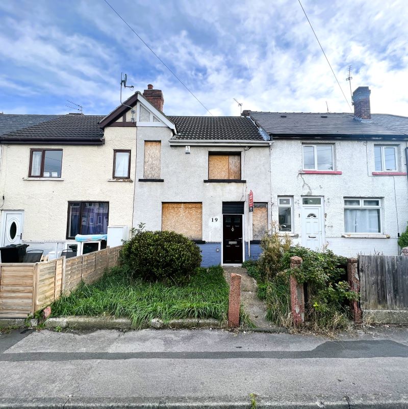 Property for Auction in South Yorkshire - 19 Kings Crescent Edlington, Doncaster, South Yorkshire, DN12 1BD