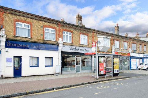 Property for auction in Essex)