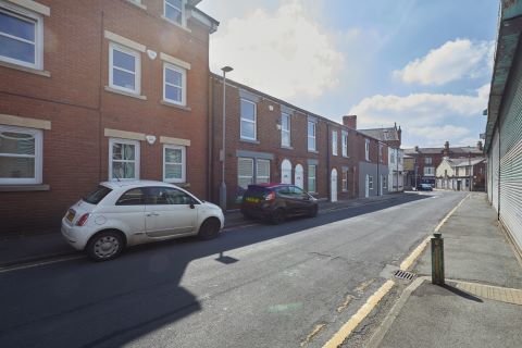 Property for auction in Cheshire)