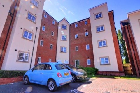 Property for auction in West Midlands)