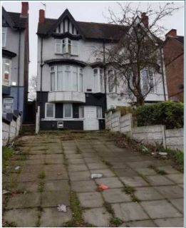 Property for auction in West Midlands)