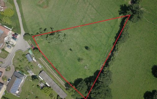 Property for auction in Avon)