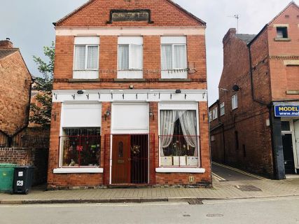 Property for auction in Derbyshire)