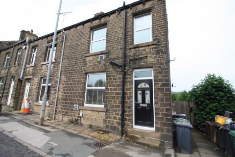 Property for auction in West Yorkshire)